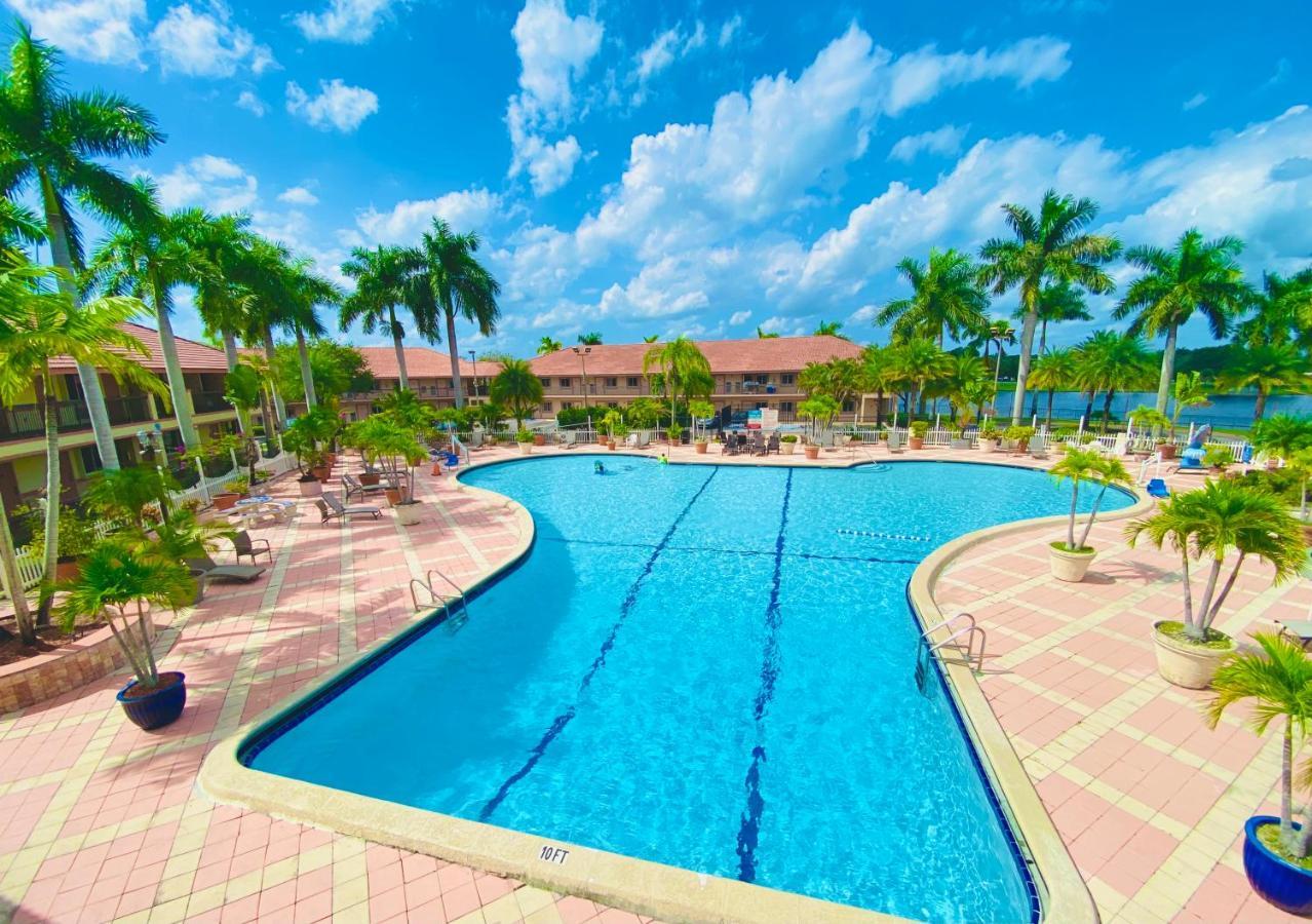Royal Inn Hotel 皇家棕榈滩 外观 照片