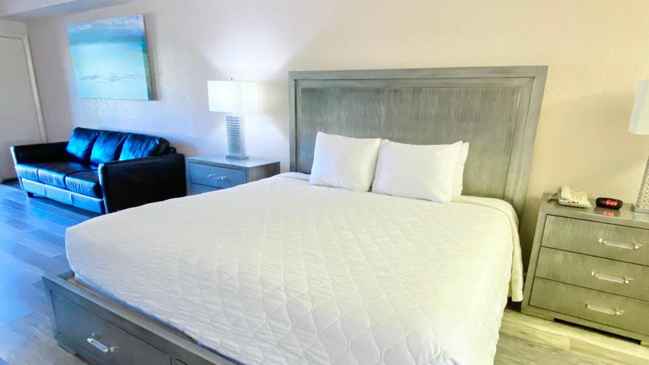 Royal Inn Hotel 皇家棕榈滩 外观 照片